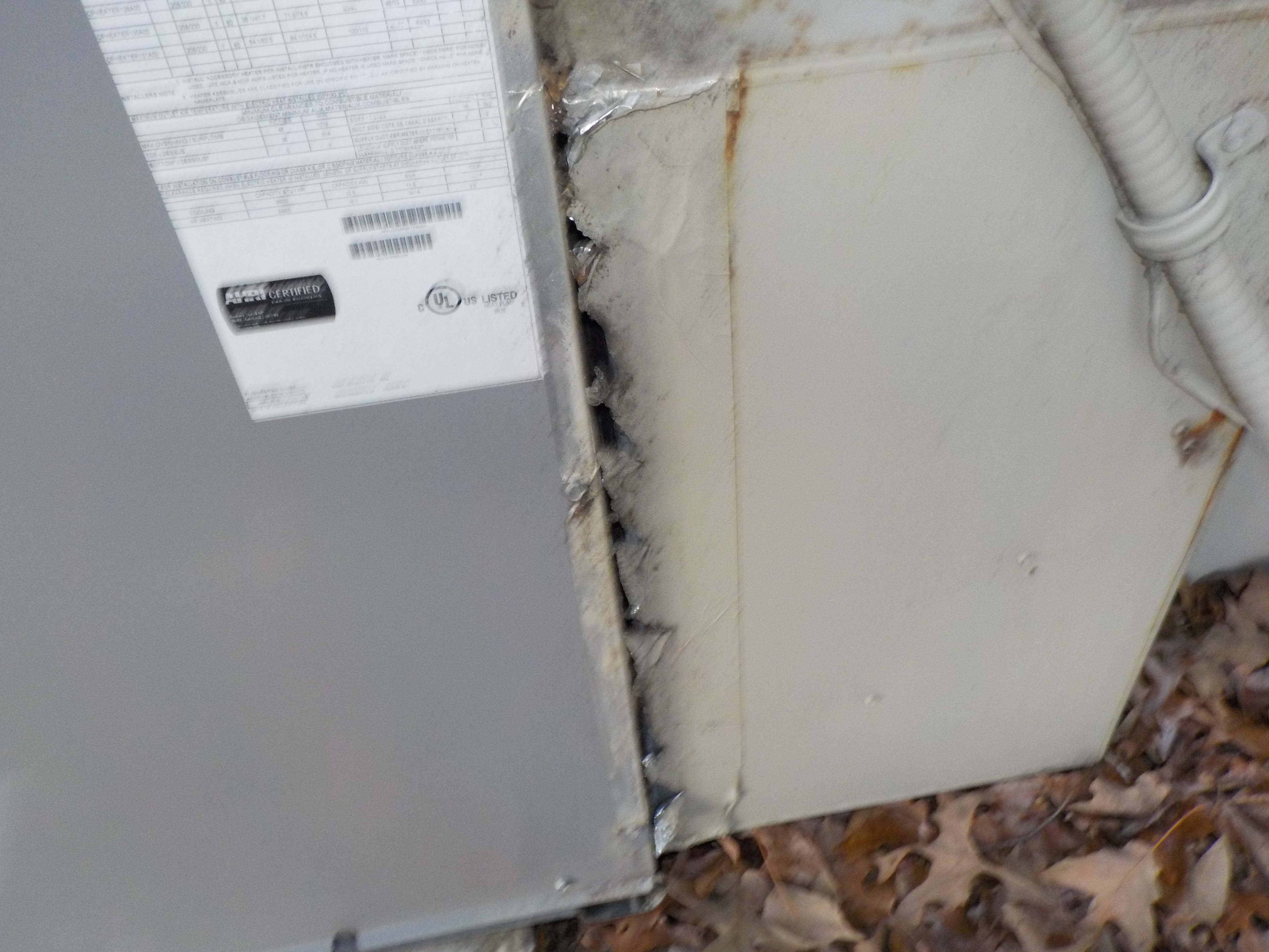 Ducts need to be sealed on this HVAC