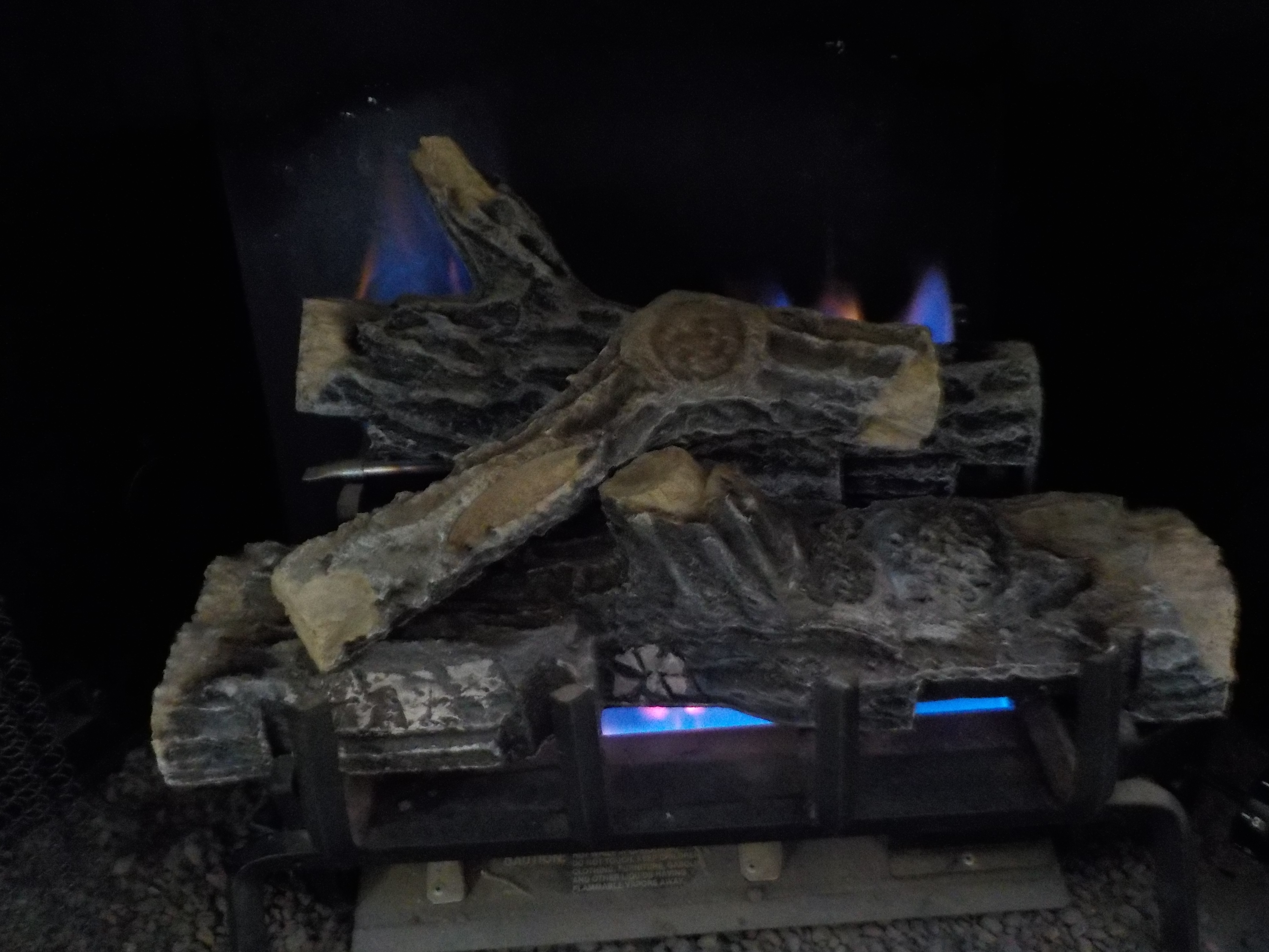 Pelham gas logs