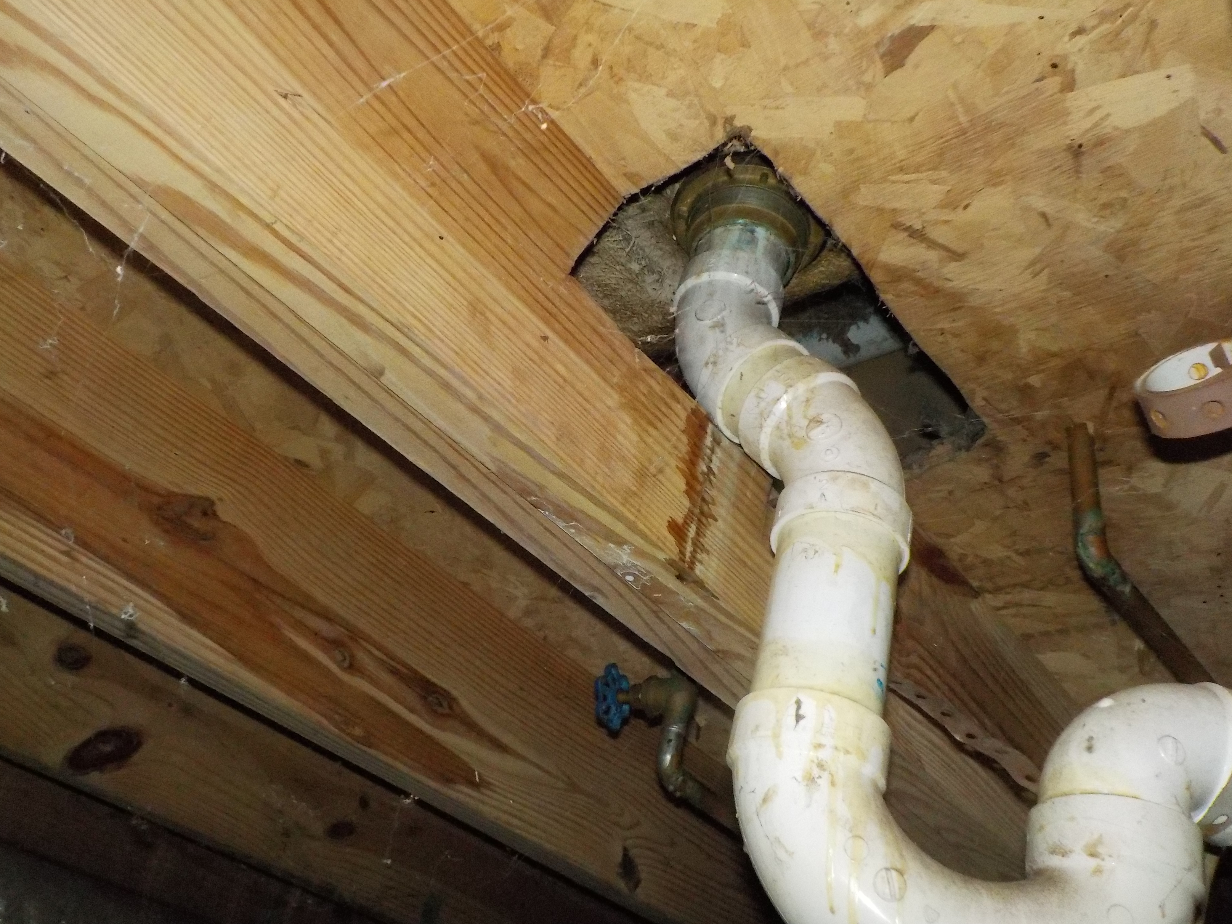 Leak in a crawlspace - Birmingham
