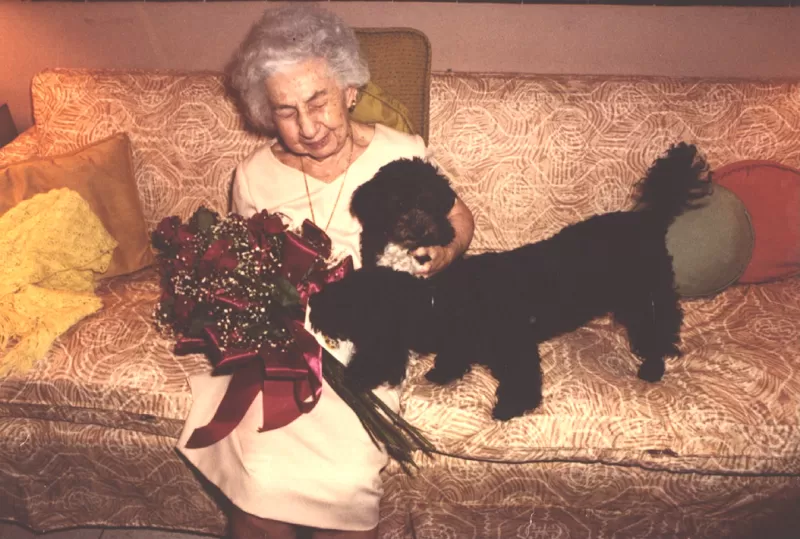 Mary Papanicolaou. Imagenes de la Familia Papanicolaou
