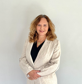 Margo Gomes de Oliveira Karnikowski