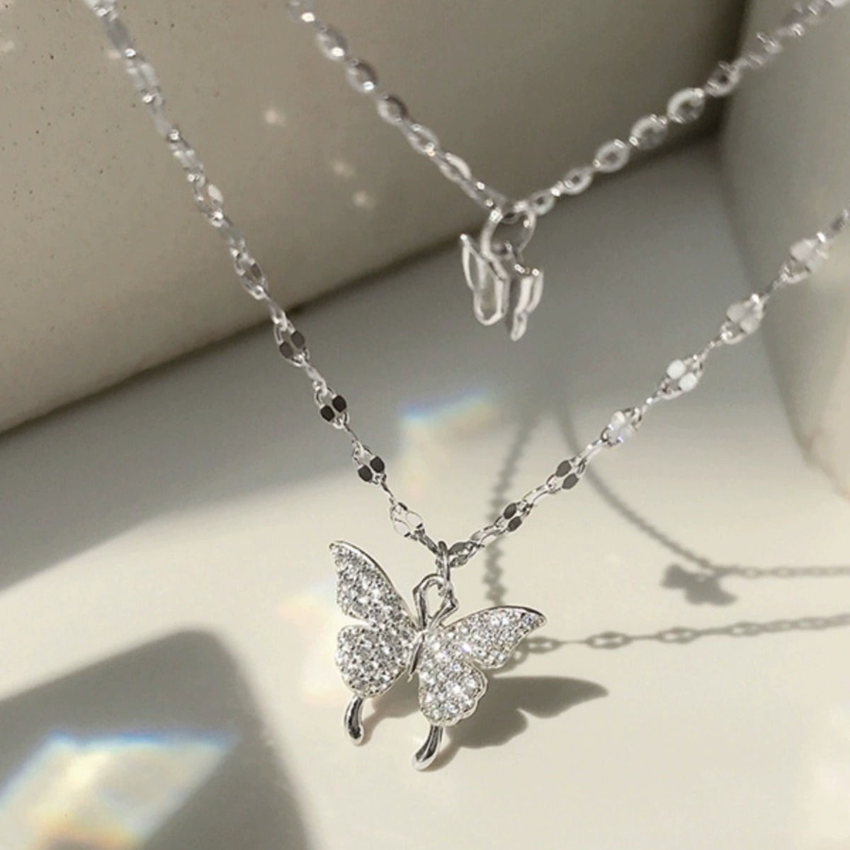 Double Layer Butterfly Women Necklace Sparkling Exquisite Double Layer Collar Ch