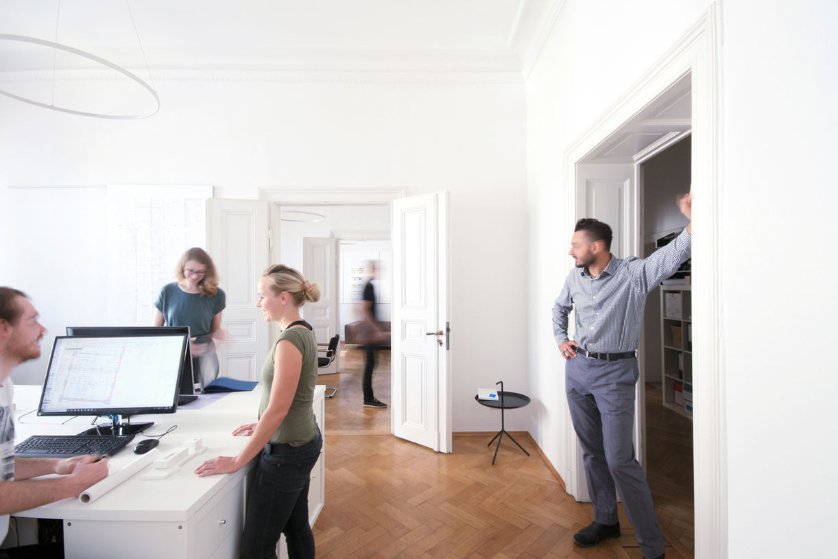 LTHX Büro