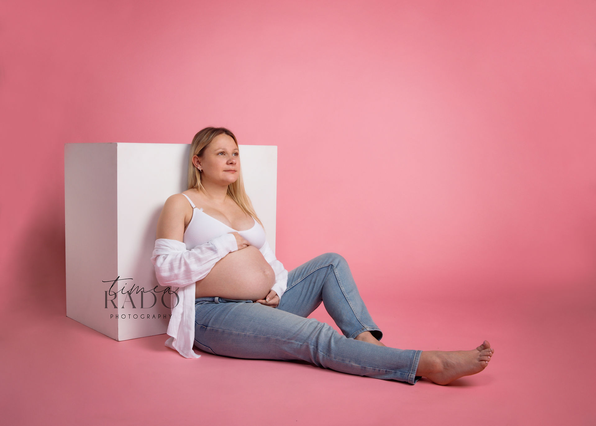 Gloucestershire Maternity photographer