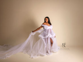 Why Choose a Professional Maternity Photographer in Gloucestershire?