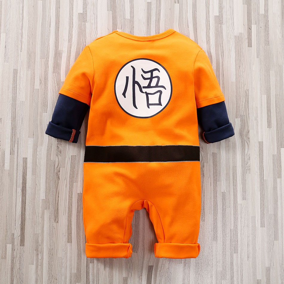 Thumbnail: Macacão infantil laranja "Pequeno Guerreiro"