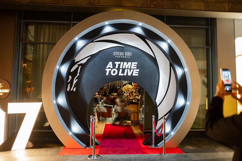 Custom 007 Entry Prop