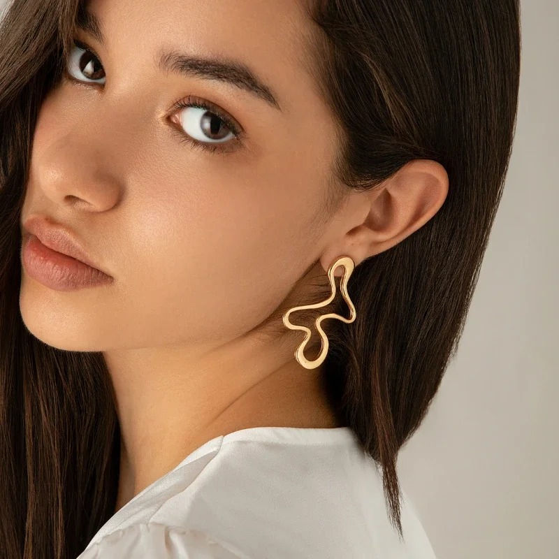 Miniatura: IngeSight.Z Minimalist Irregular Hollow Geometry Metal Stud Earrings Punk Statem