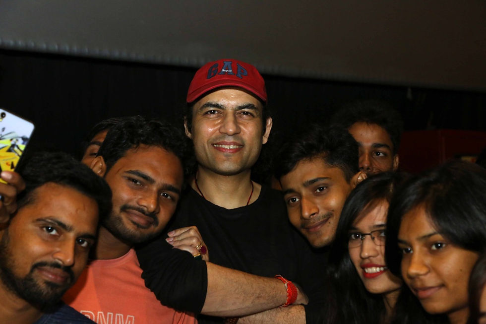 BOLLYWOOD HUNGAMA