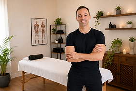 male masseur