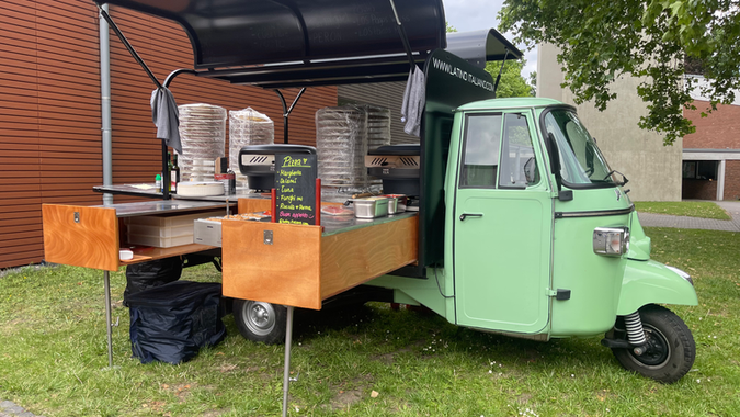 Pizza Catering Düsseldorf mit mobiler Pizza Ape