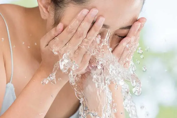 Innate Esthetics Dr Lazuk How To Obtain Glass Skin