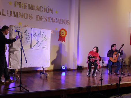 Dúo de Soprano y Guitarra conmovió con innovador método para escuchar con el cuerpo