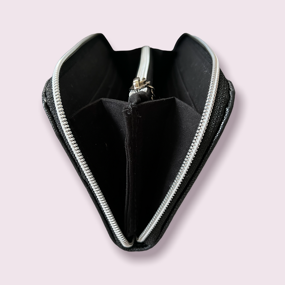 Thumbnail: Classic Zip Around Wallet - Black