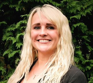 Erin Kastor_edited_edited.jpg