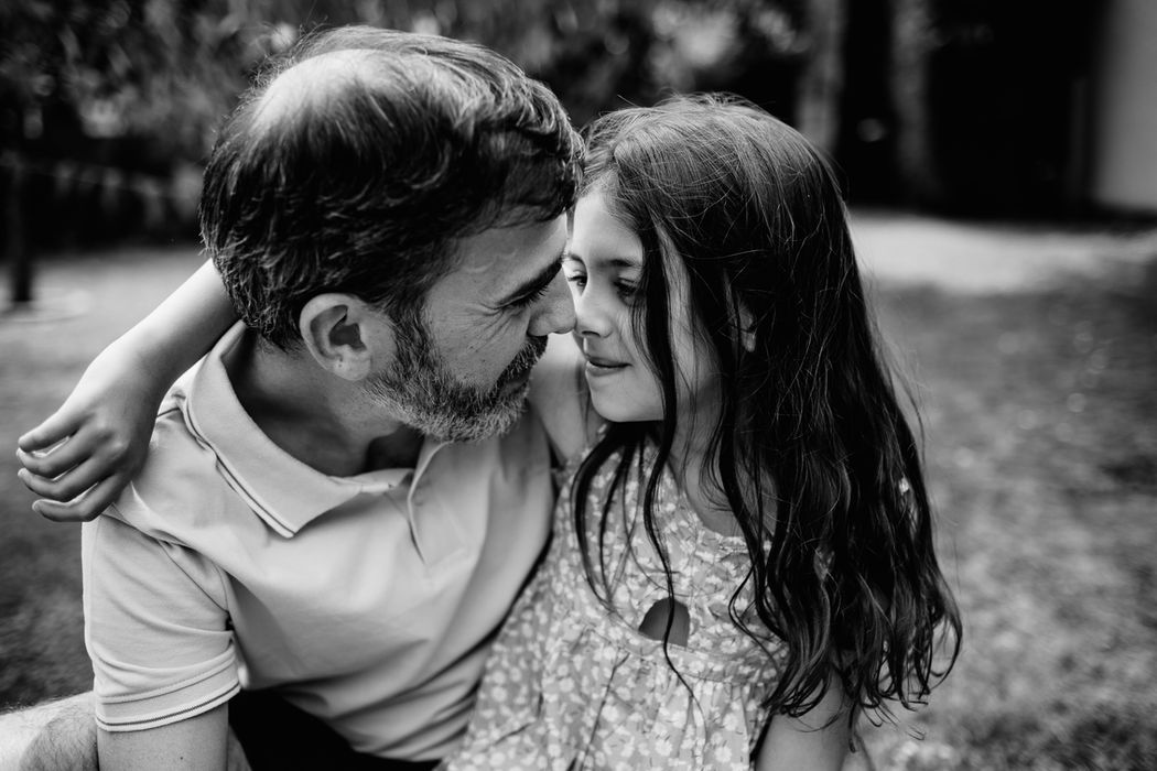 Séance photo famille à domicile non posée - Photographe Paris, 94, 93, 91, 77, 92