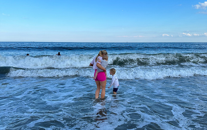Beach in Cape Cod with kids