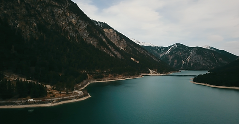 A wonderful Swiss lake is a perfect stop with a Motorhome. Explore with motorhome travels.