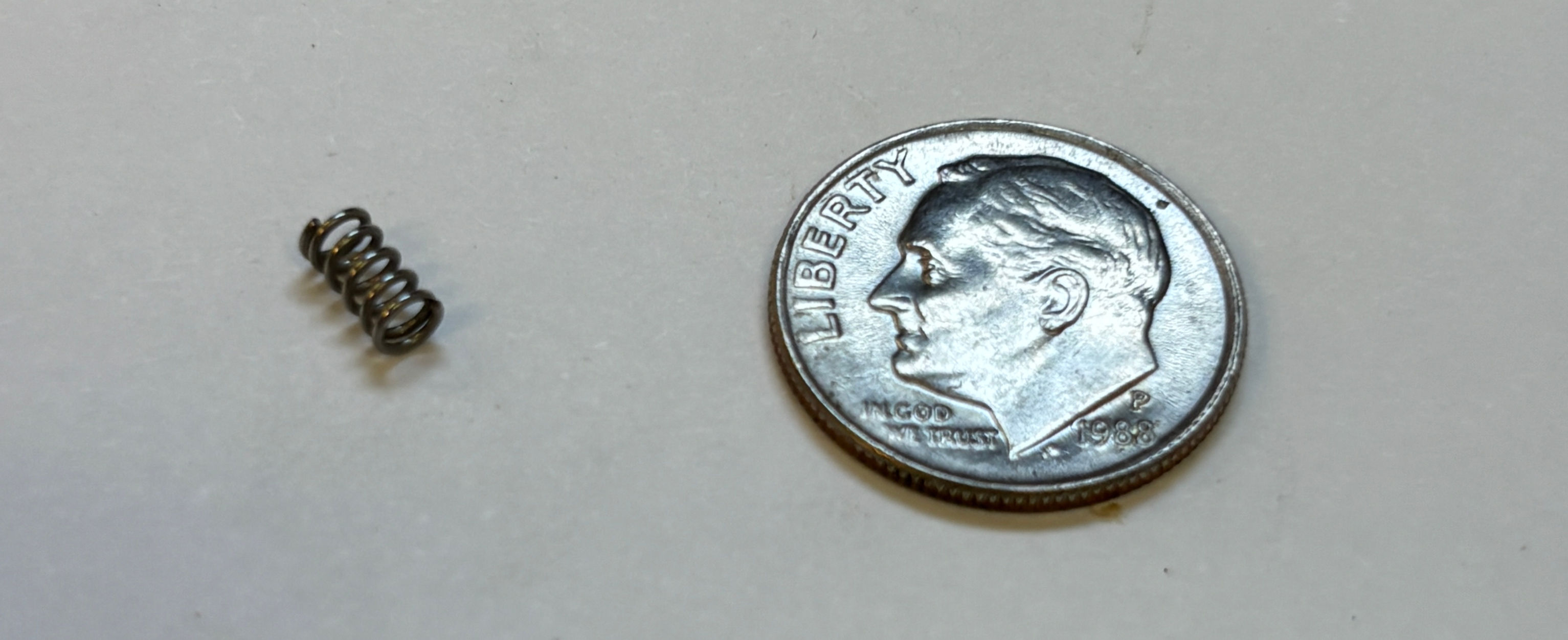 Challenger Coil Spring 2.85mm O.D. x 5.3mm l - Nickel