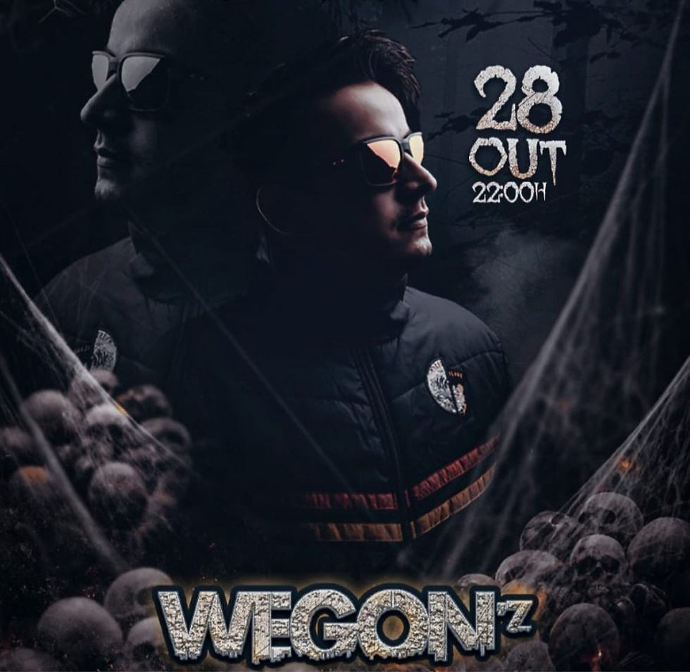 Hallowzin Container Pub