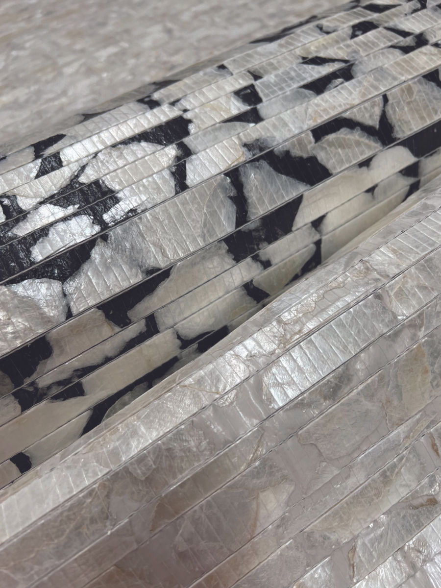 Thumbnail: Capiz Offering Wallpaper CC1201