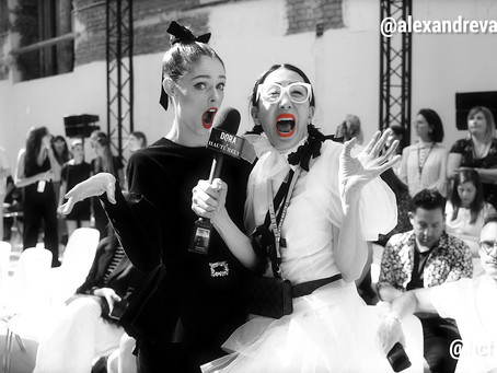 What do YOU think of our pose👯♀️⁉️ @cocorocha