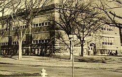 Pleasant Valley School.jpg