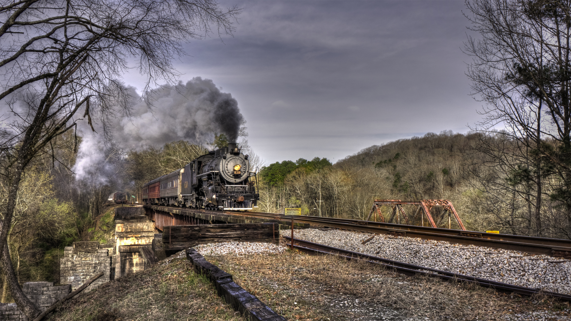 Girder Bridge Locomotive