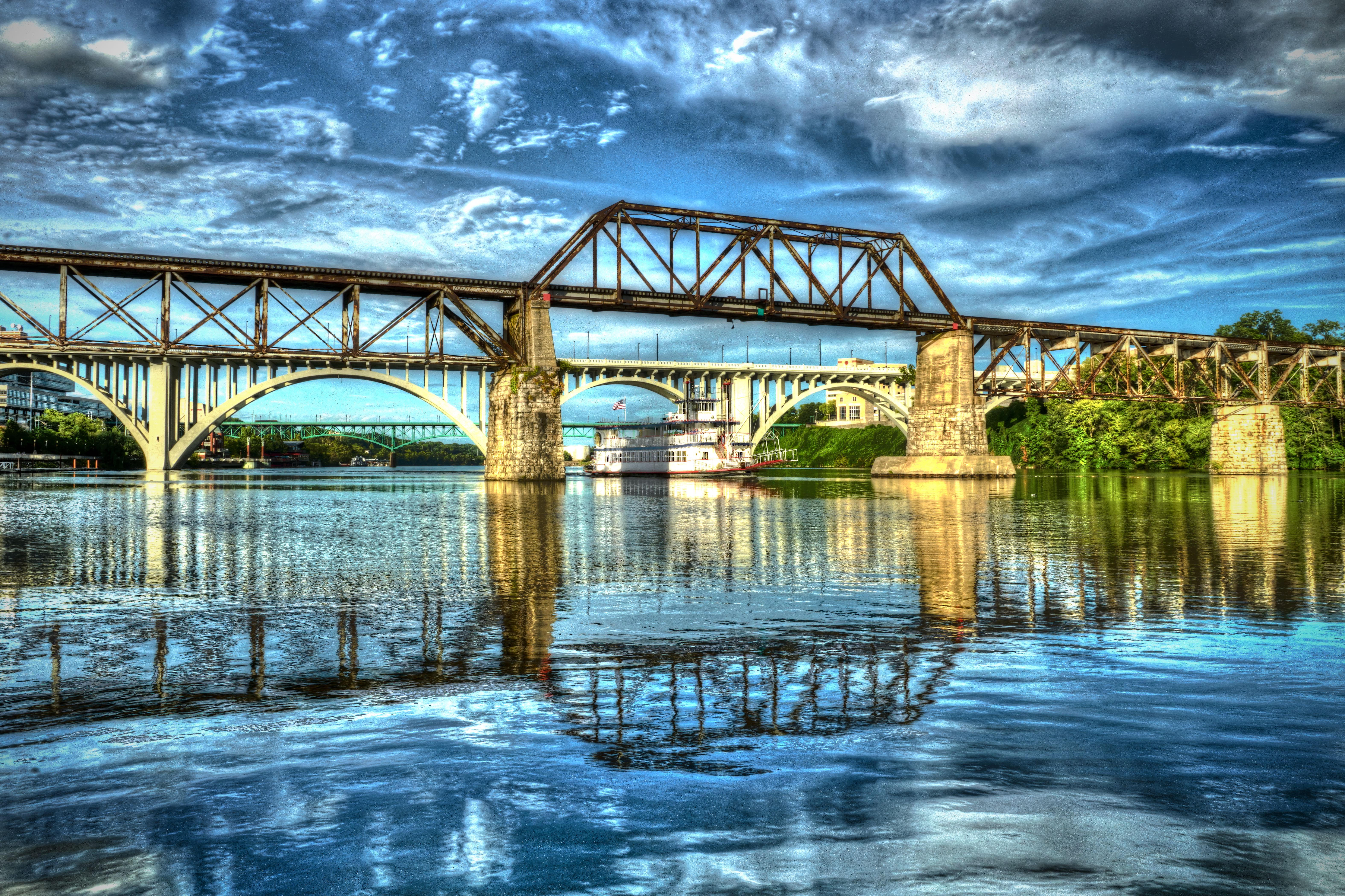 Knoxville Riverboat