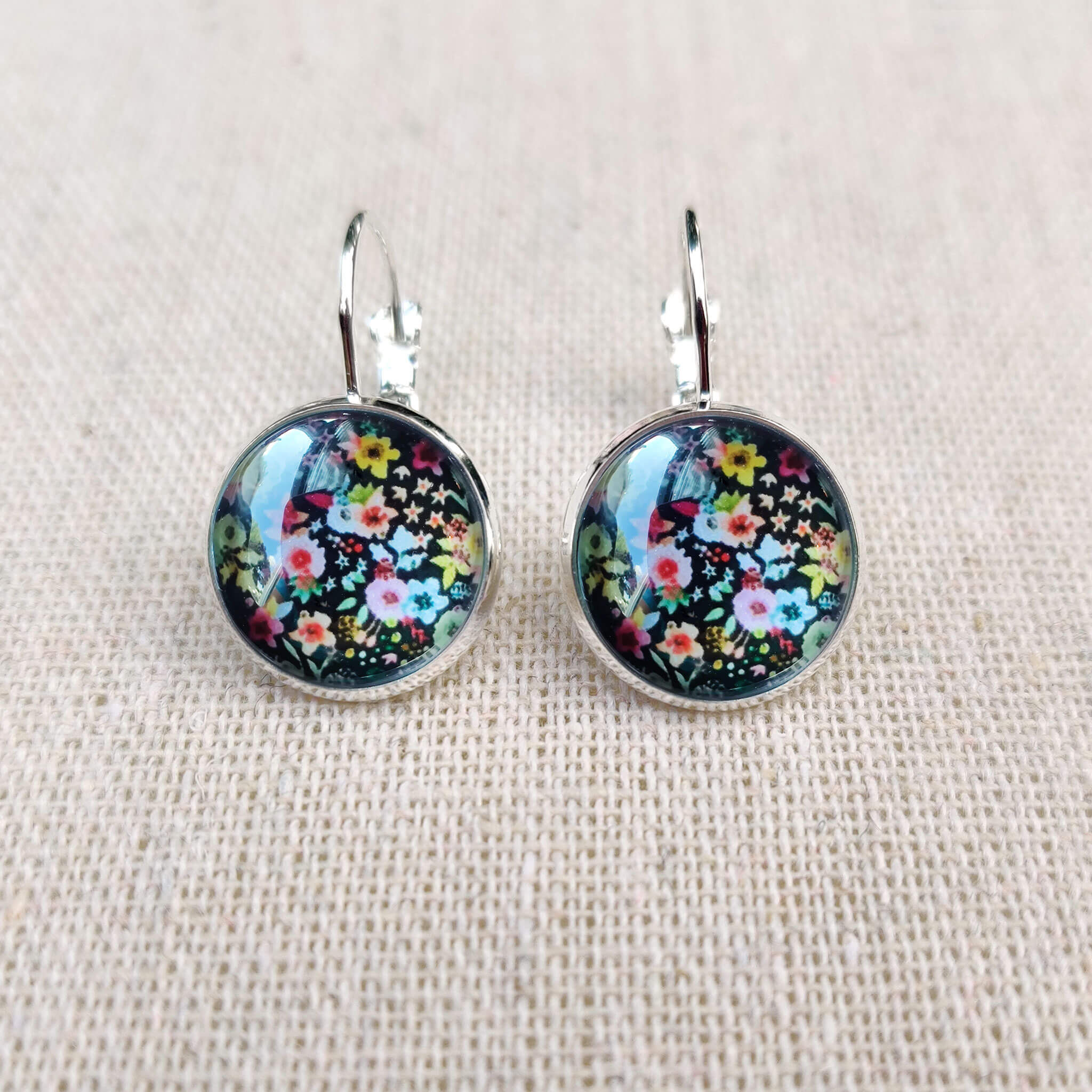 Boucles d'oreilles Les Délicates par Melon Doux . Fleurs Coquettes