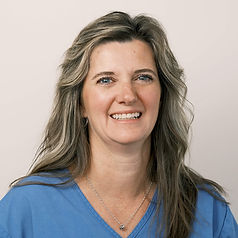 Sonia Michel est thérapeute en soins des pieds à l'Espace 1001 Soins du Trait-Carré, à Charlesbourg, Québec.