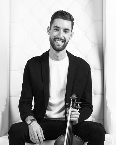 Thierry Lavoie-Ladouceur is a violist in the Montreal team of Collectif de la Cité