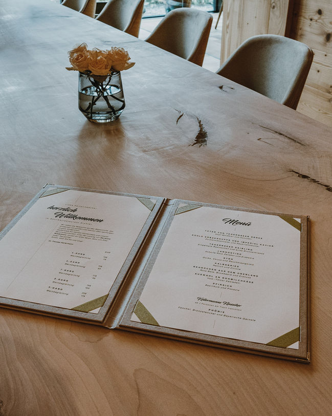 PEH_Dichter Speisekarte _Florian Lewanskowski.jpg