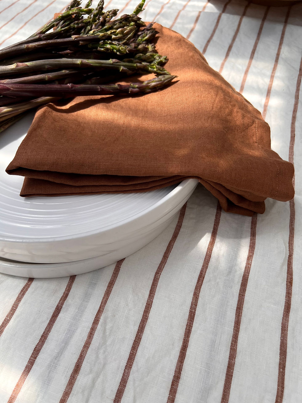 Thumbnail: Table Cloth