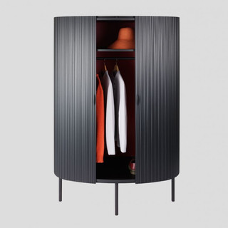 wardrobe_w79_offen_1.jpeg