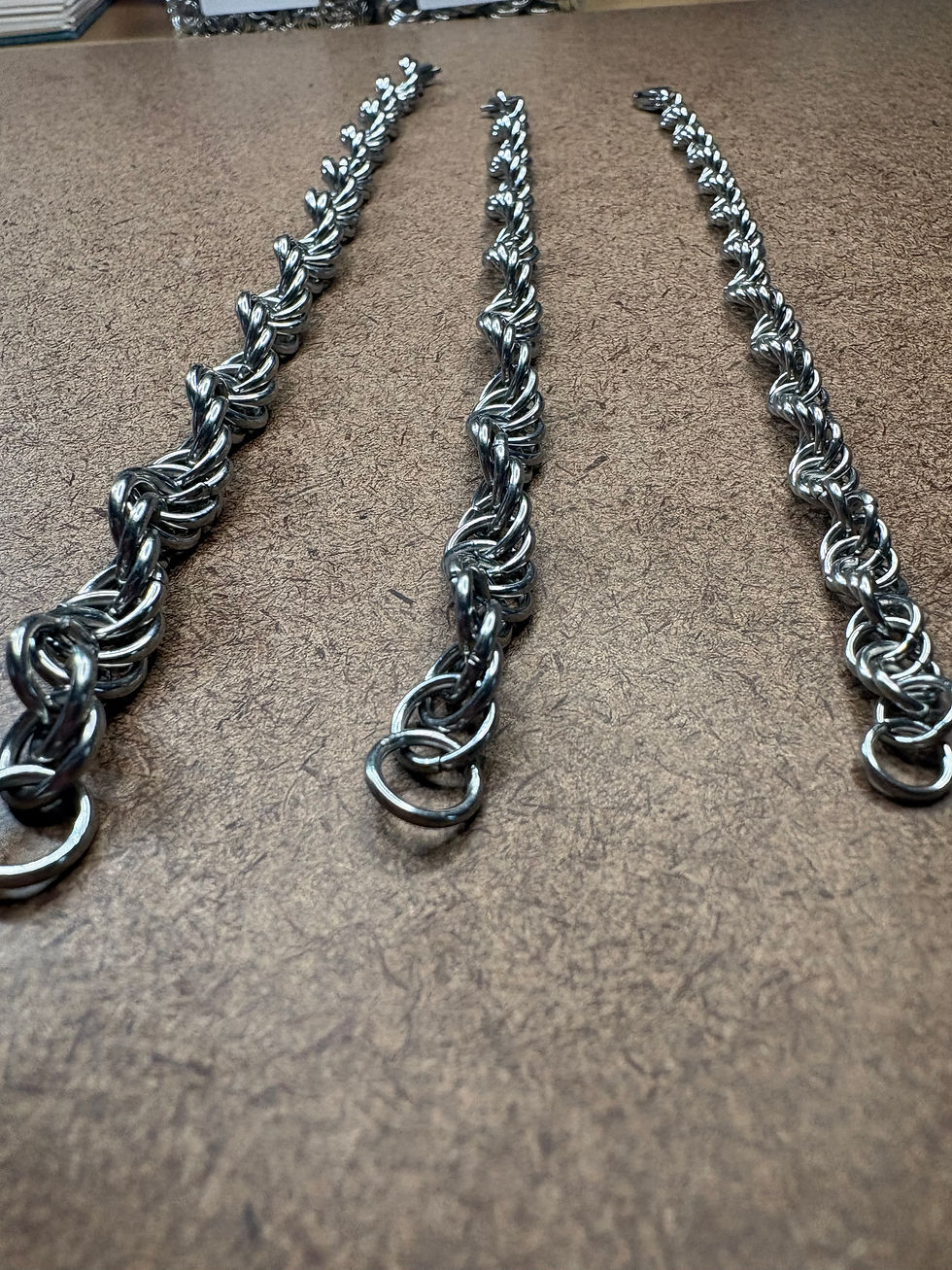 Thumbnail: Helix Chain Series