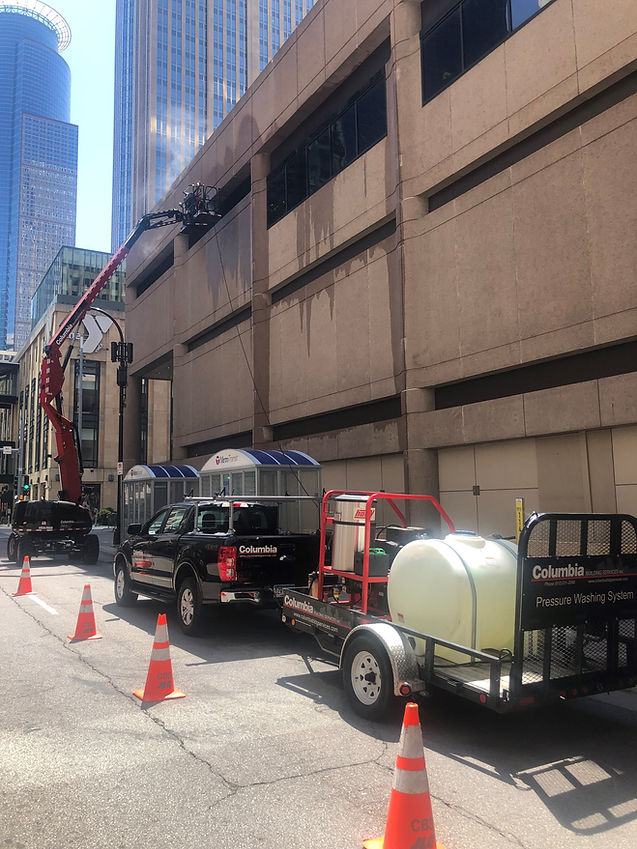 commercial-building-exterior-cleaning.jpg 