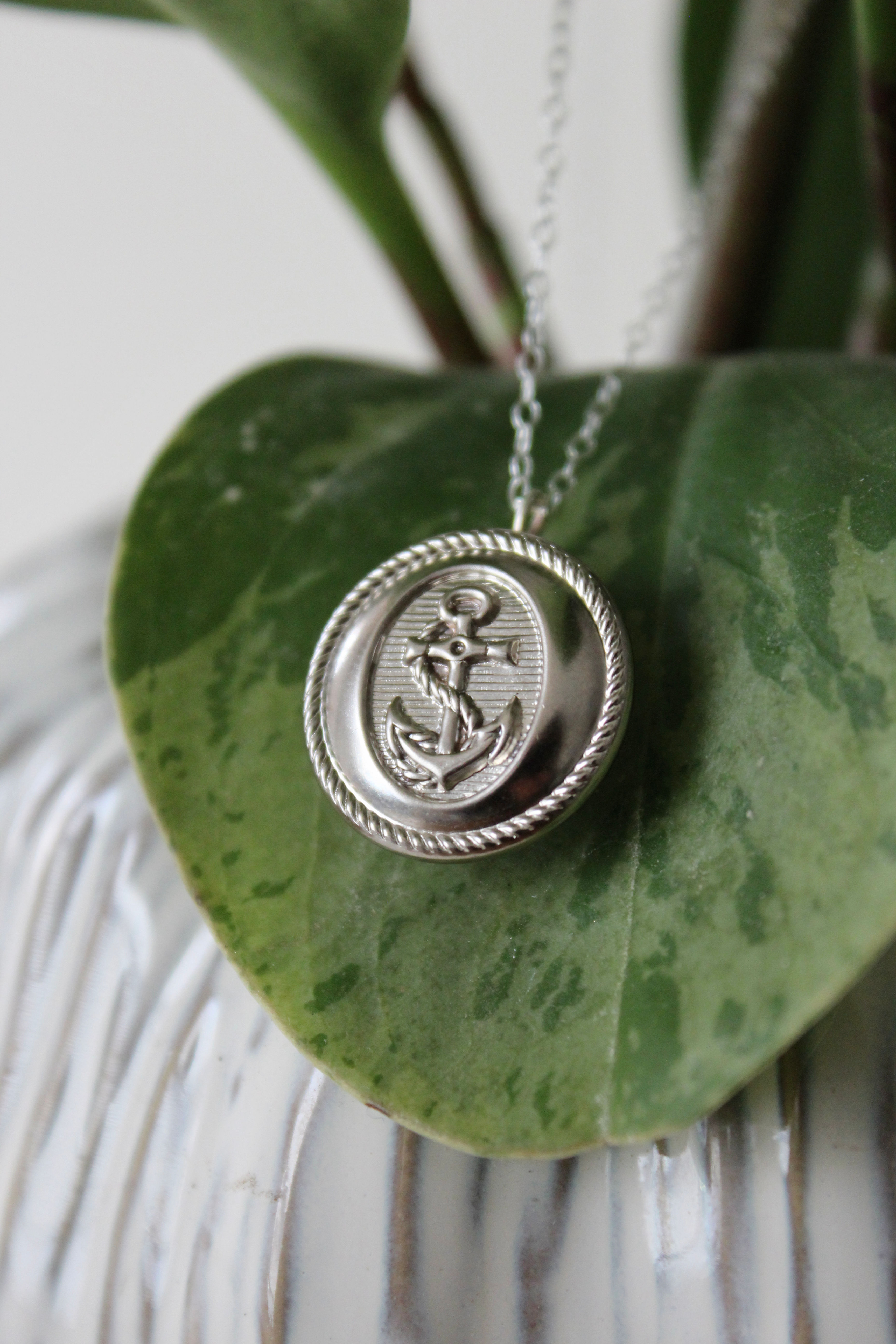 Cheshire Ball & Socket Giveback Necklace