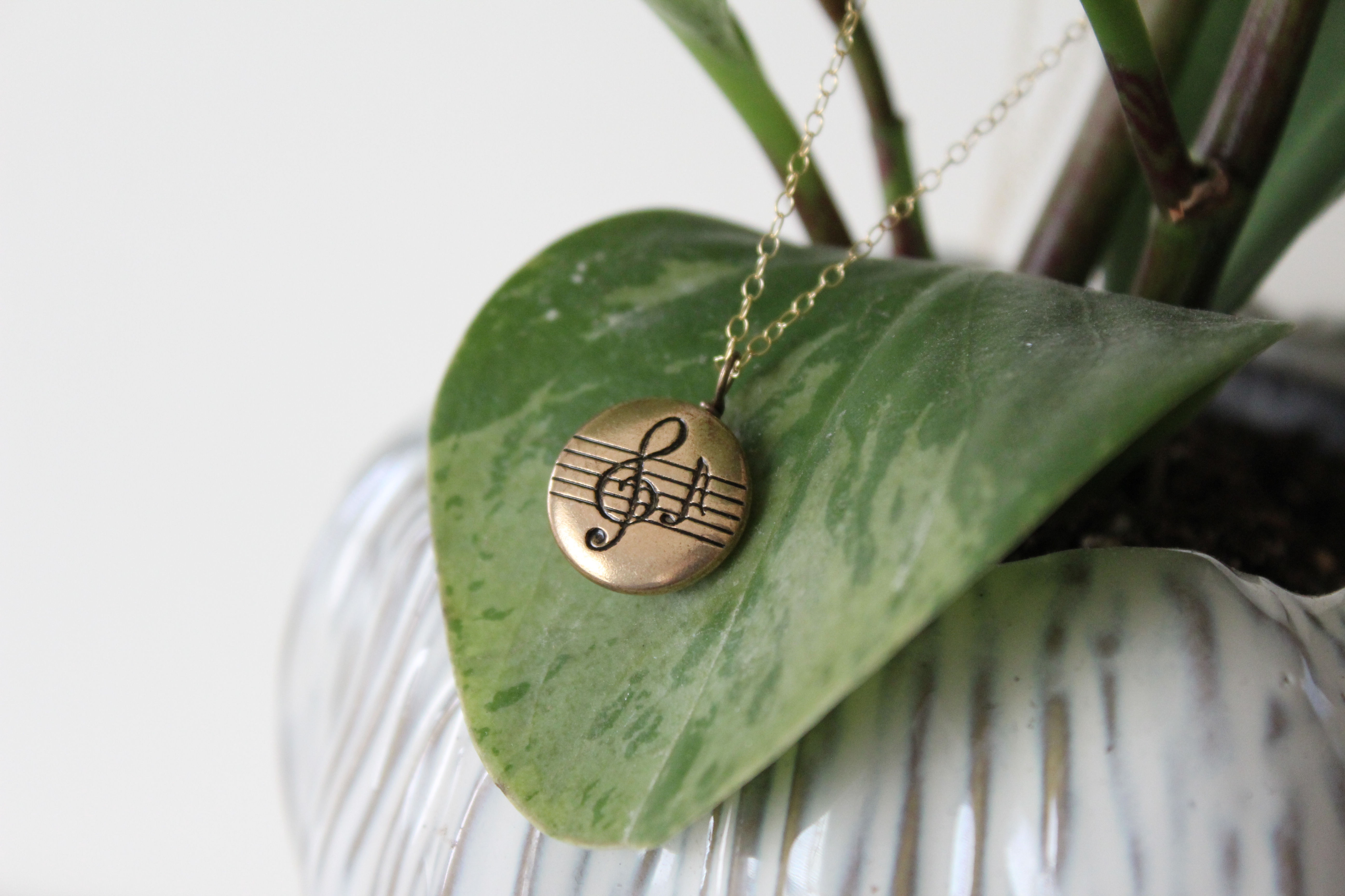 Cheshire Ball & Socket Giveback Necklace