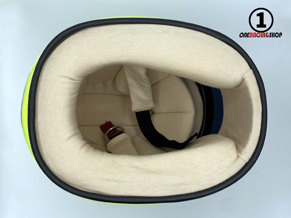 Thumbnail: Ayrton Senna 1985 F1 Helmet / Team Lotus