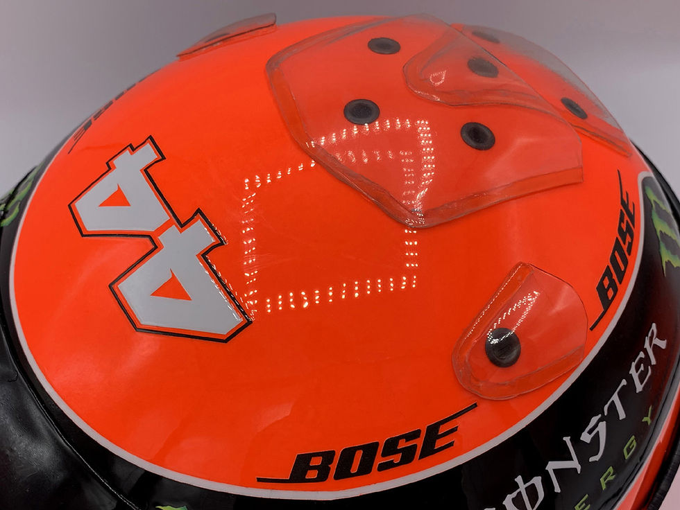 Thumbnail: Lewis Hamilton 2019 Niki Lauda Tribute F1 Helmet / Team Mercedes AMG