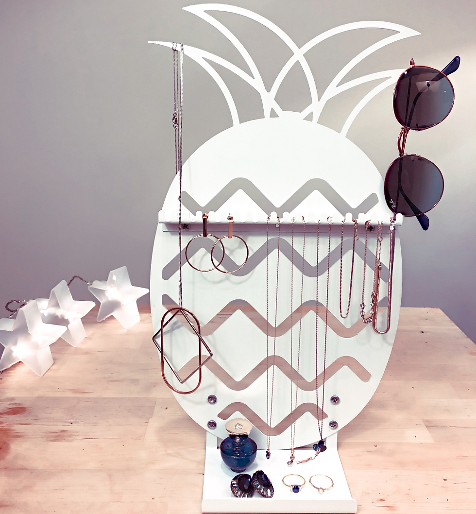 Thumbnail: Pineapple Jewelry Hanger