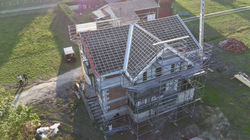 5036984_100DRONE_SING0545