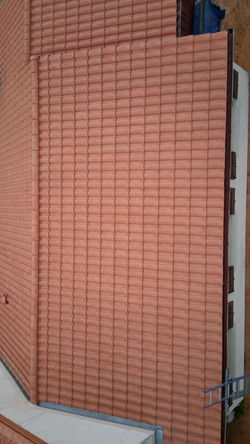 3370297_100DRONE_SING0574