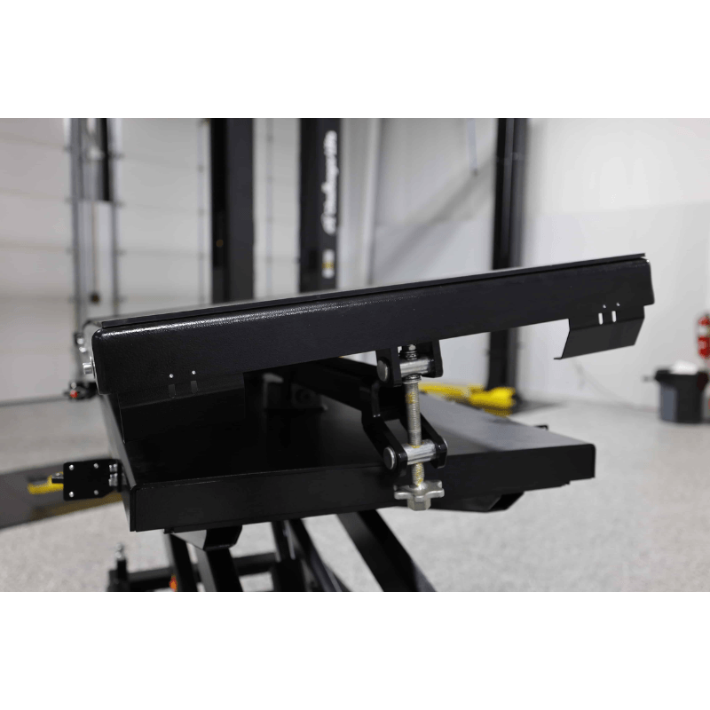 Challenger BT3300 3.3K Lifting Table