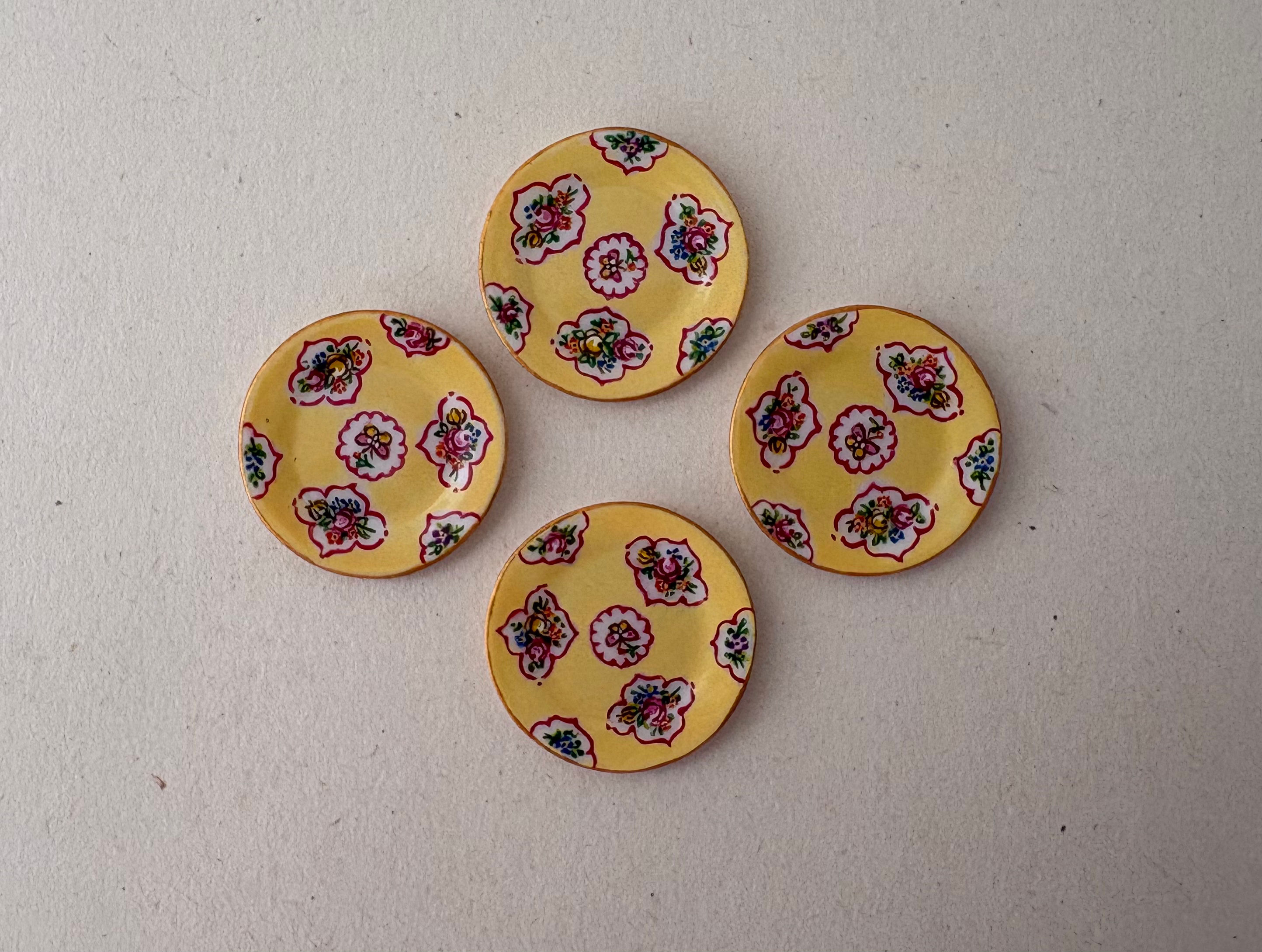 Set of 4 x Dinner Plates by Chris Whitford 