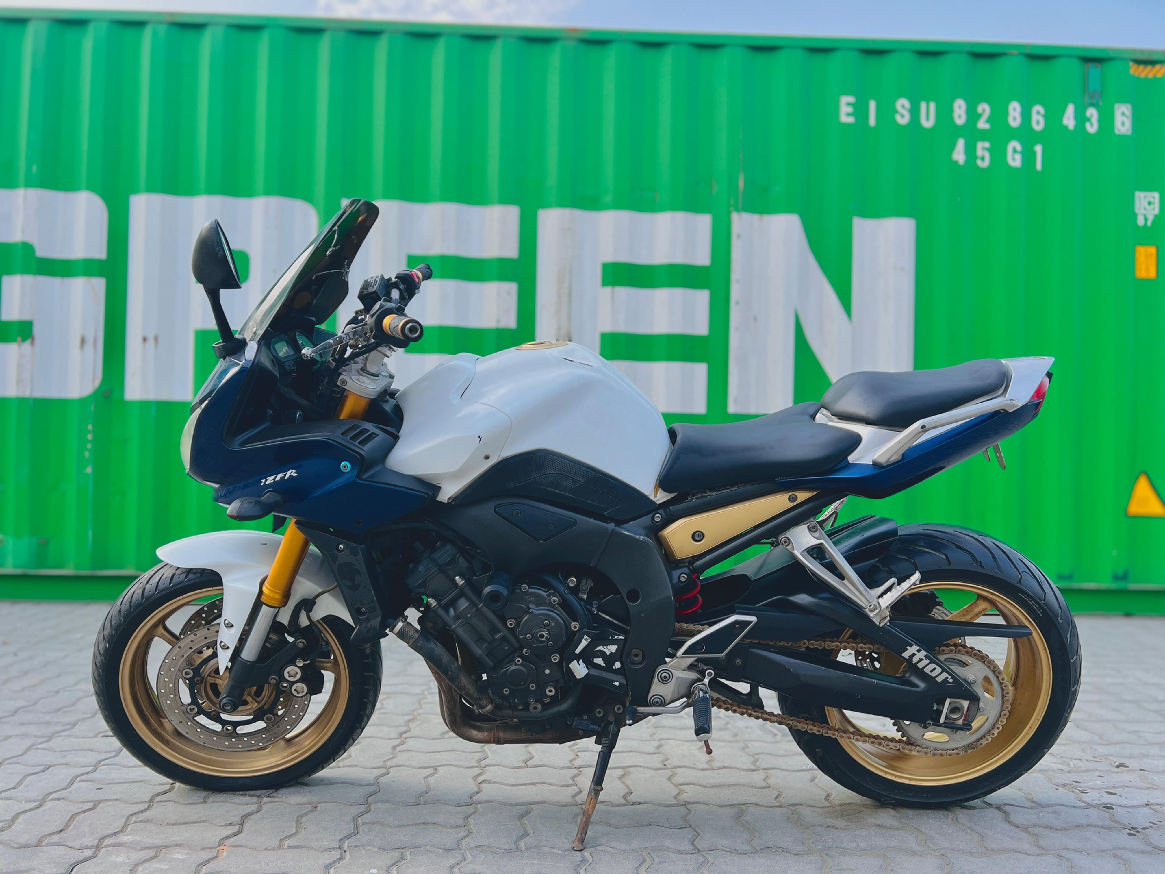 Yamaha fz1_2008