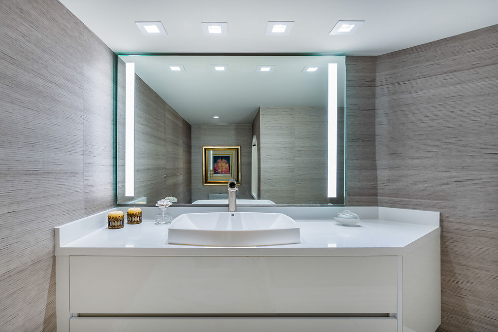 19971 NE 39th Place Bathroom Vanity