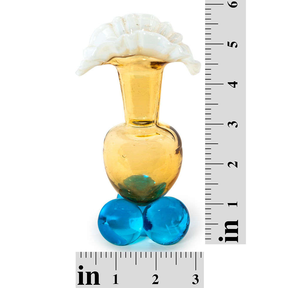 Miniatura: Amber Murano White Ruffle Vase With 3-Ball Footed Vase