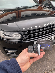 Range Rover replacement car key supplied and programmed in Crowthorne
